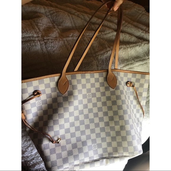 SOLD Louis Vuitton Neverfull MM Damier Azur - Picture 1 of 8
